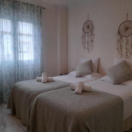 Alojamiento Seda Alcalá de Guadaira Buitenkant foto